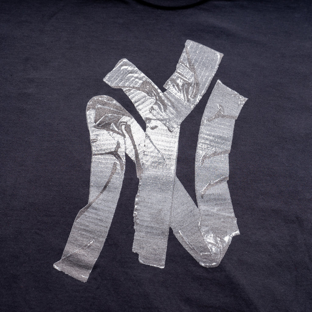 Ny duct tape tee (black)
