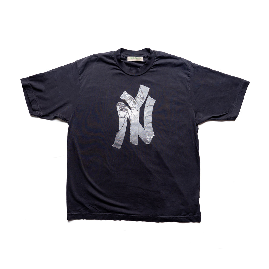 Ny duct tape tee (black)